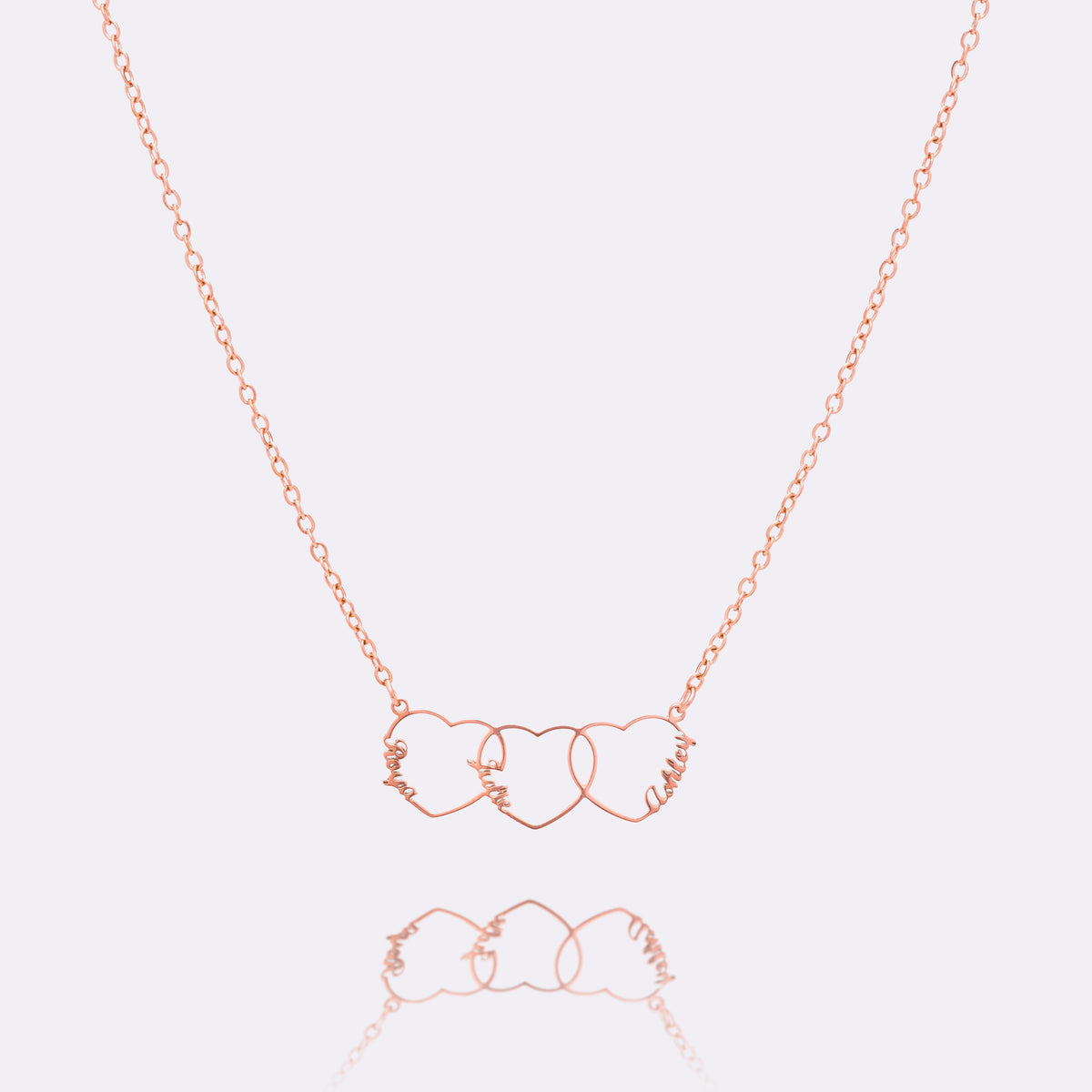 Collar personalizado con nombre en forma de corazón