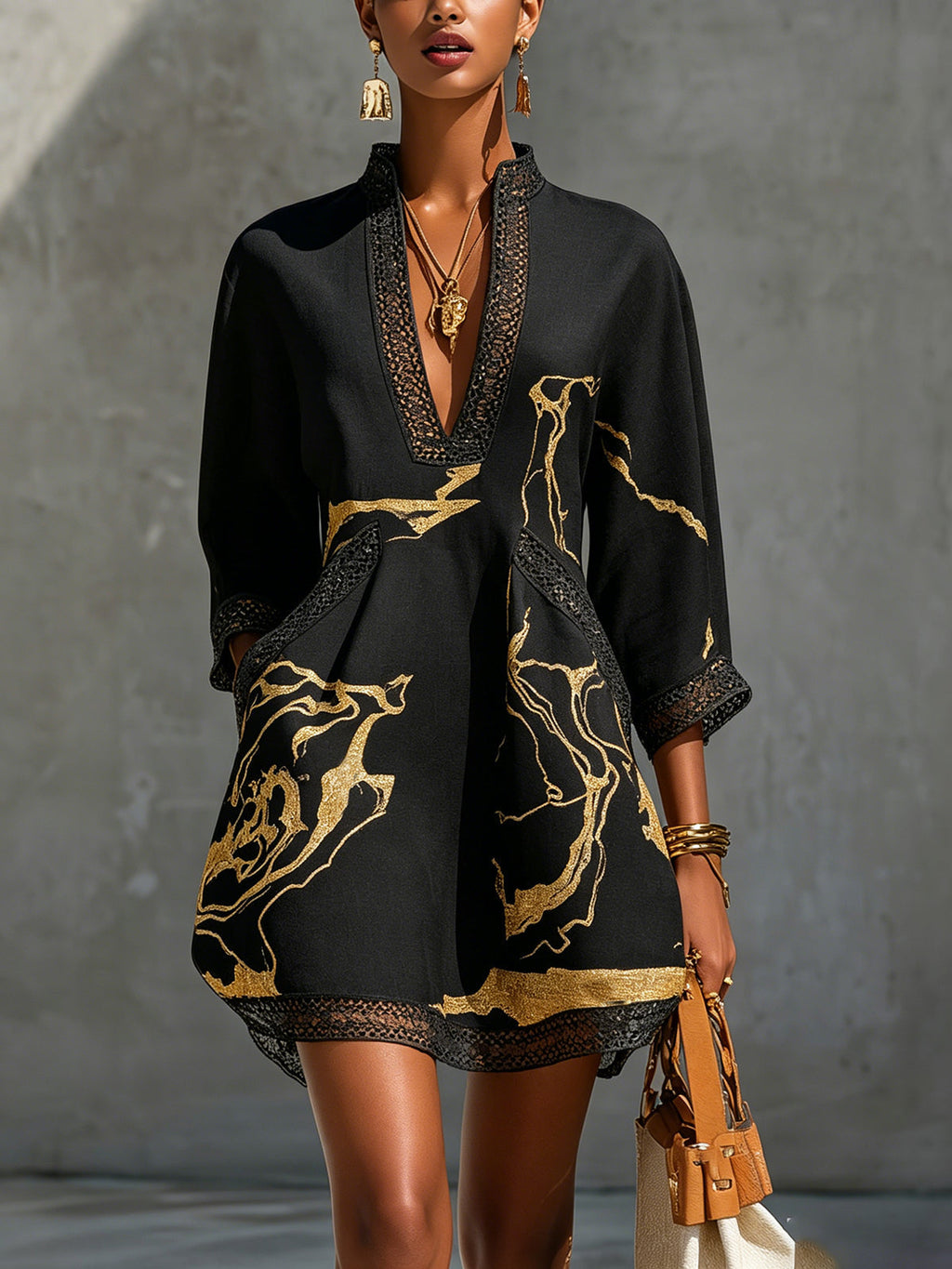 Dawn - Vestido corto de encaje negro y dorado